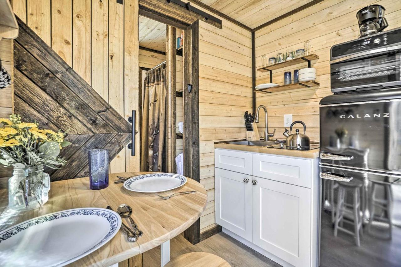 Tiny Home With Hot Tub By Mohican State Park! Loudonville Exterior photo