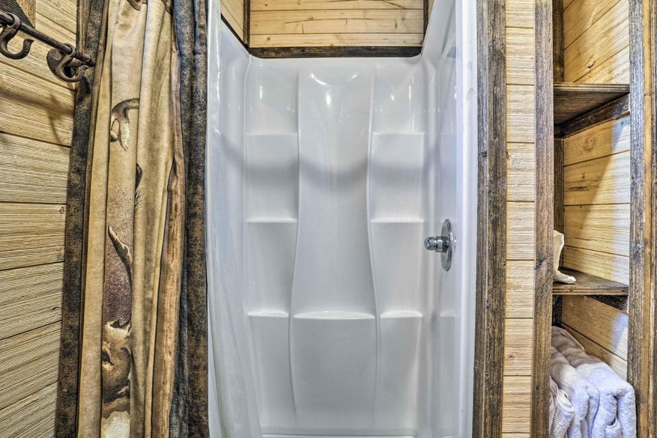Tiny Home With Hot Tub By Mohican State Park! Loudonville Exterior photo