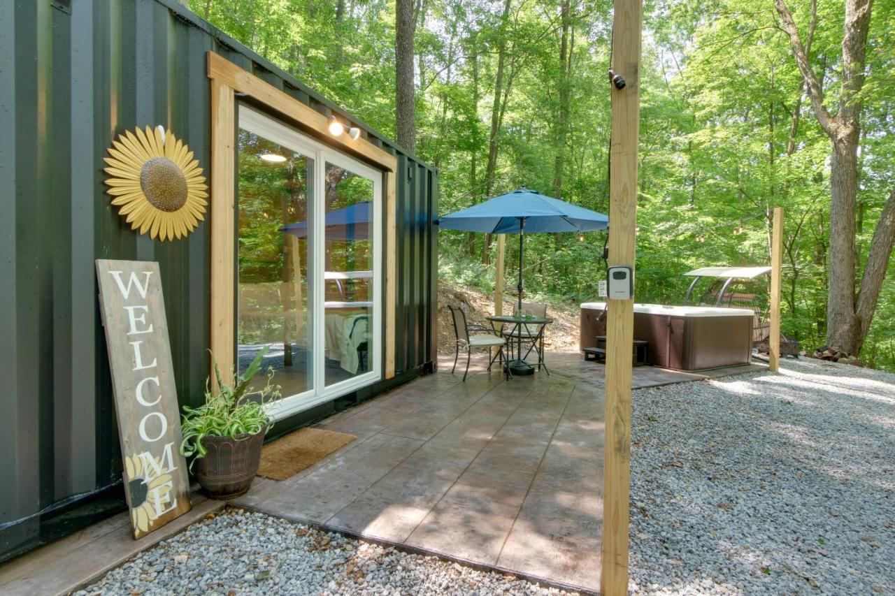 Tiny Home With Hot Tub By Mohican State Park! Loudonville Exterior photo